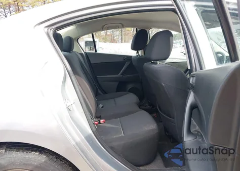 2011 Mazda Mazda3 I Sport from USA, damaged, VIN JM1BL1UG6B1494830